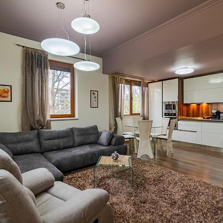 Cosy Luxury Flat In The Centrum- 90Sqm - 3 Rooms. Varna Dış mekan fotoğraf