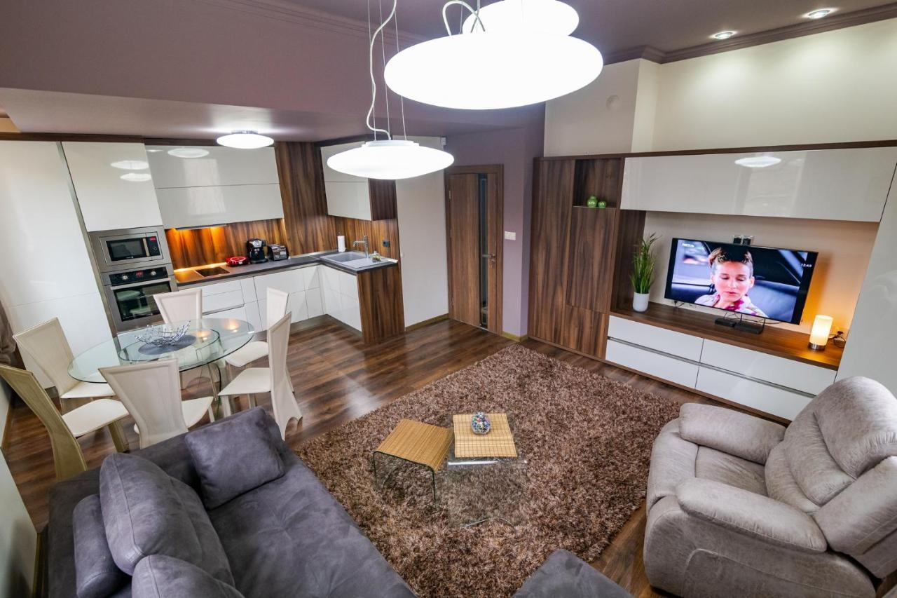 Cosy Luxury Flat In The Centrum- 90Sqm - 3 Rooms. Varna Dış mekan fotoğraf