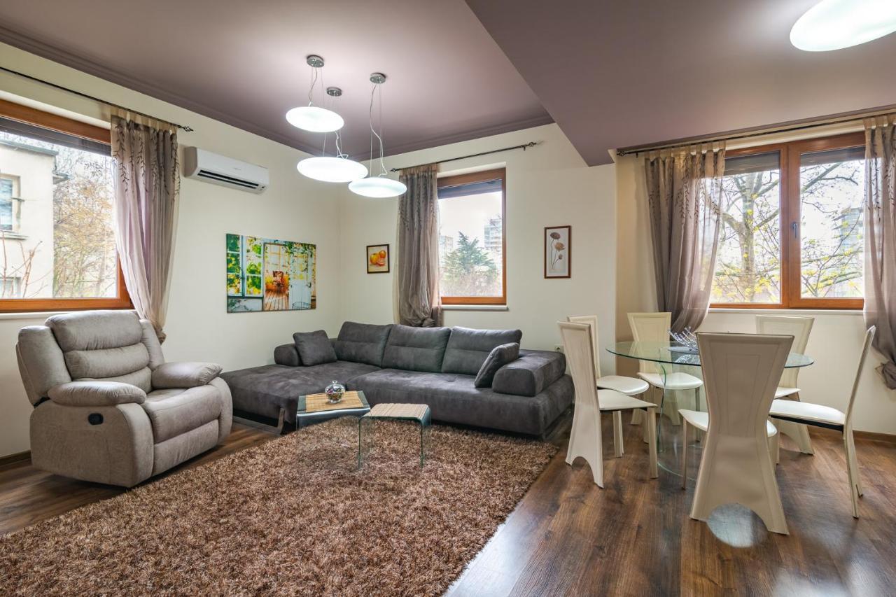 Cosy Luxury Flat In The Centrum- 90Sqm - 3 Rooms. Varna Dış mekan fotoğraf